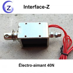 Pratique, ressort de retour intégré