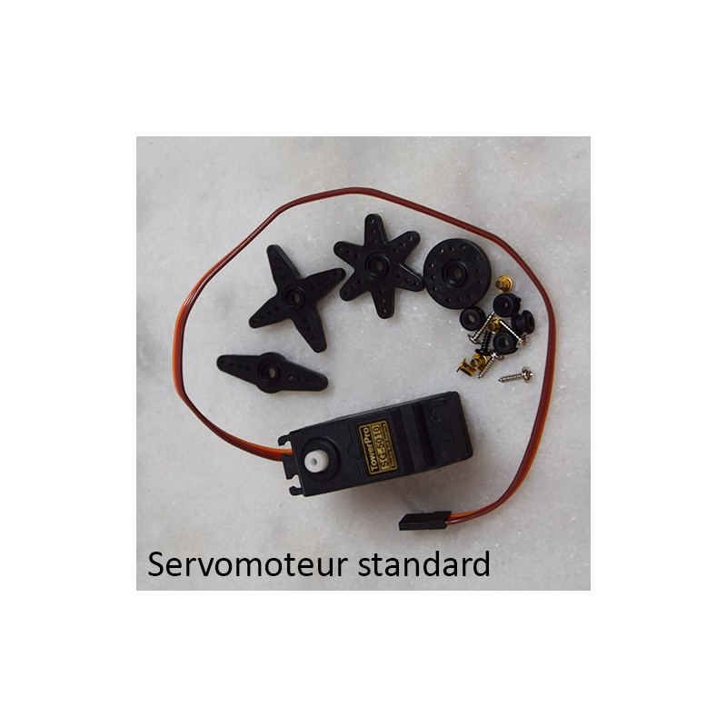 Servomoteur standard avec ses accessoires