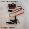 Mini Servomoteur métal et ses accessoires