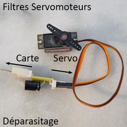 Filtre Interface-Z branché sur un mini-servomoteur
